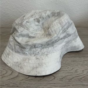 Lululemon On My Level Bucket Hat Aquila White Opal NWOT